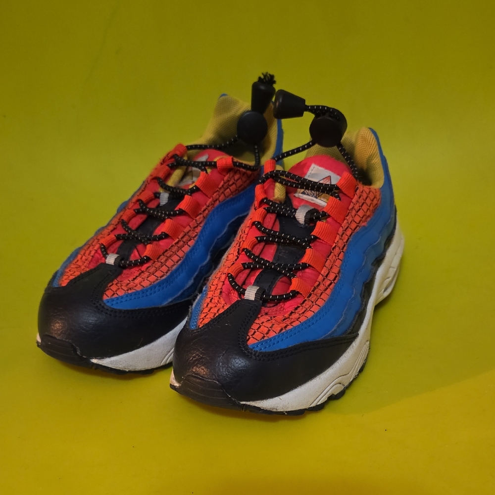 Child's Nike Shoes